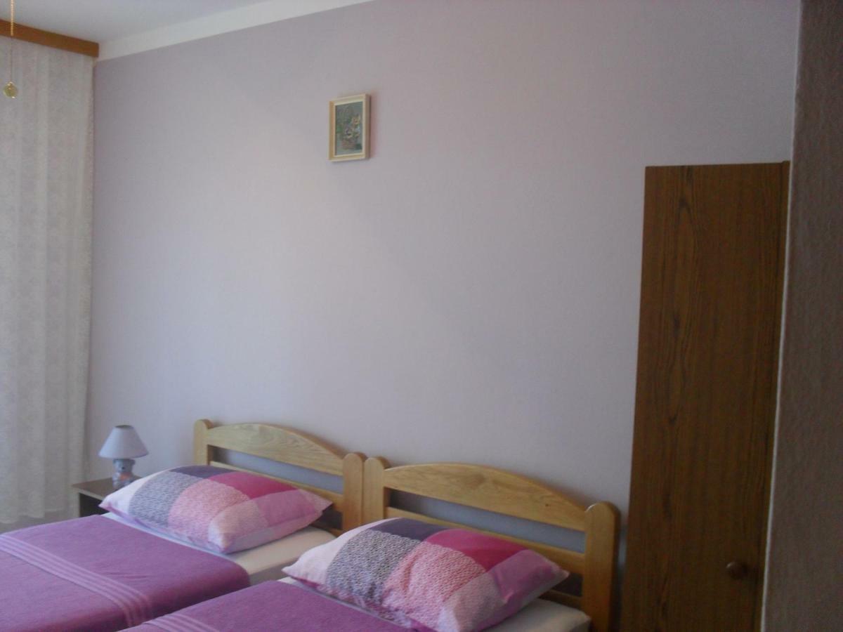 Apartment Zdenka Povljana Exterior foto