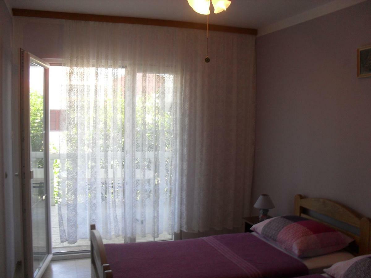 Apartment Zdenka Povljana Exterior foto